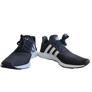 (WMNS) adidas Swift Run 'Core Black'